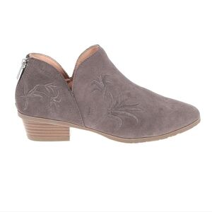 Kenneth Cole Reaction Side Gig Tonal Embroidered Ankle Bootie Boot Taupe, Size 8